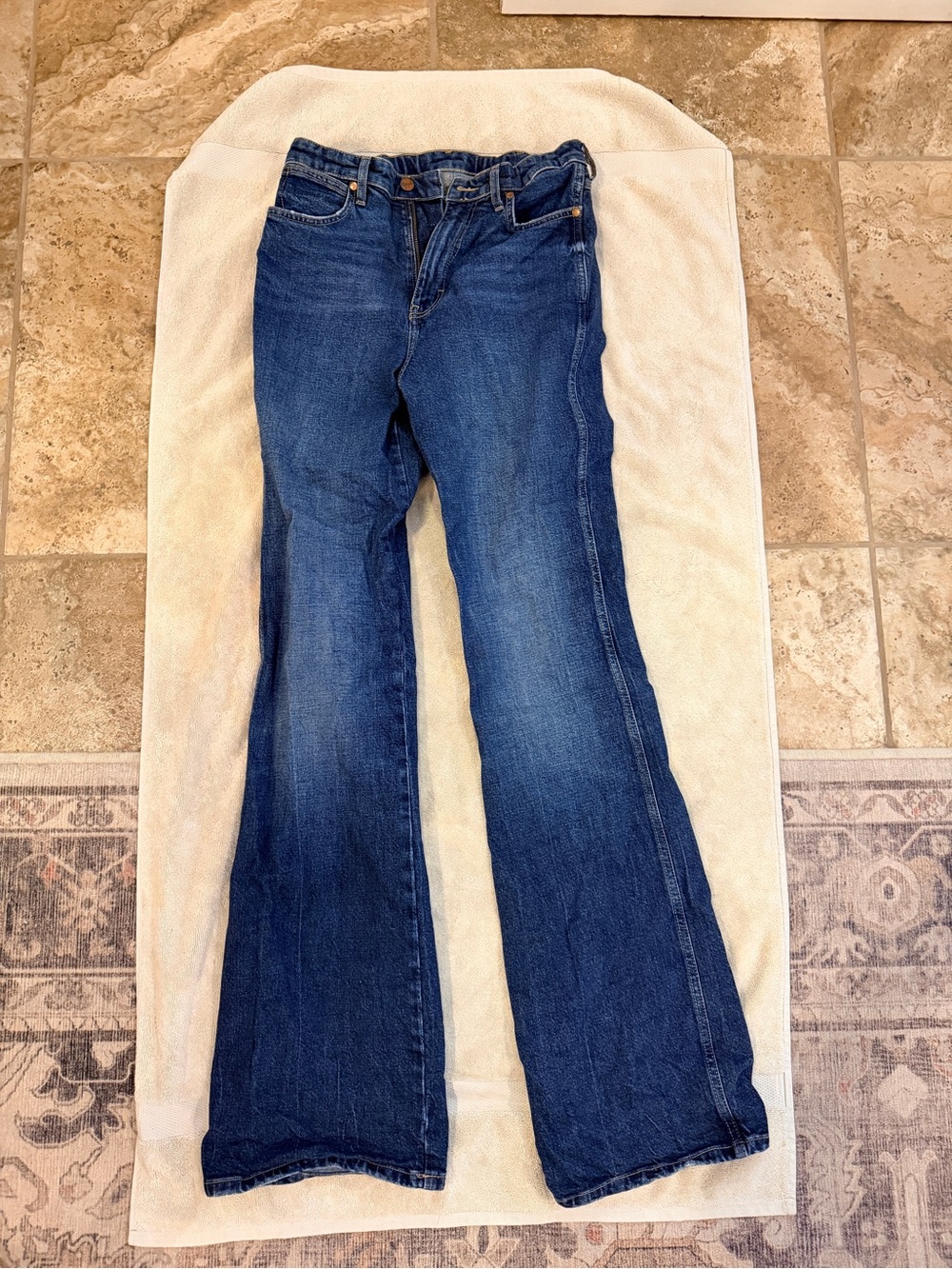 Wrangler Blue Flared Jeans - Classic Wide Leg